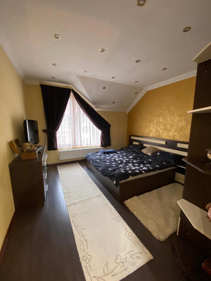 Ferienwohnung Central Apart Oradea Exterior foto